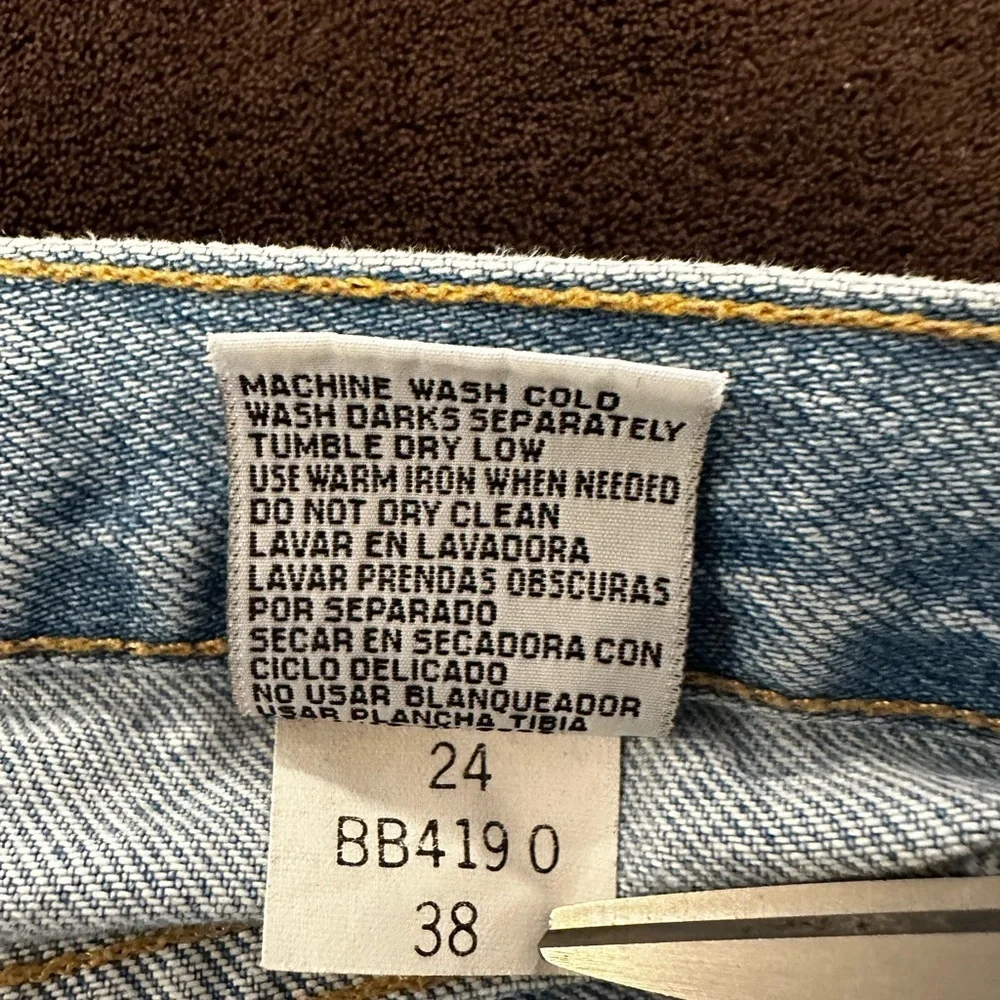 Vintage 90s Bugle Boy Jeans Size 38x30 705 Light Wash Denim Straight Leg.
